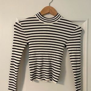 H&M stripped long sleeve top for going out